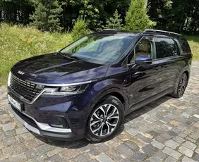 Аренда Аренда минивэна Kia Carnival в Калининграде и области