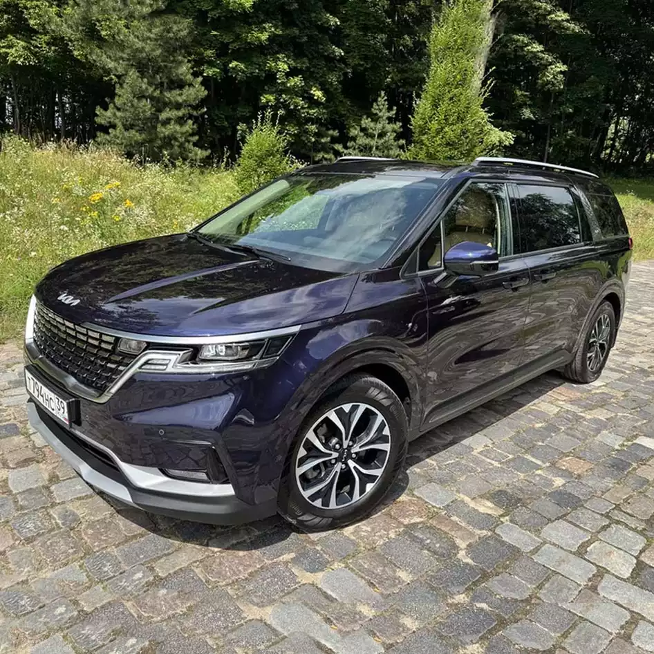 Аренда минивэна Kia Carnival в Калининграде и области