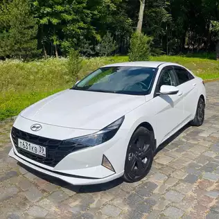 Аренда Hyundai Elantra в Калининграде от проката машин CarPlus
