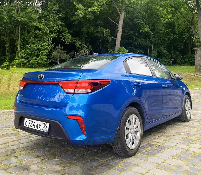 Аренда автомобиля Kia Rio в Калининграде | CarPlus