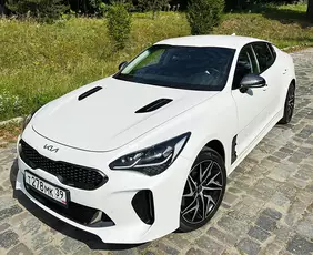 Аренда Аренда Kia Stinger в Калининграде от автопроката CarPlus