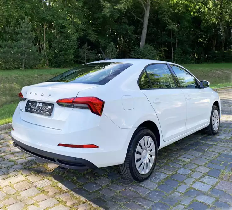 Прокат Skoda Rapid в Калининграде | CarPlus