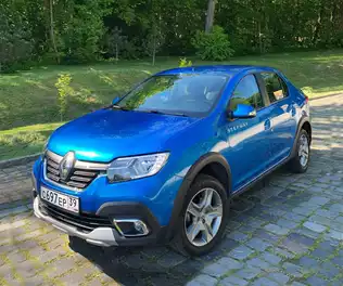 Аренда Renault Logan Stepway в Калининграде | CarPlus